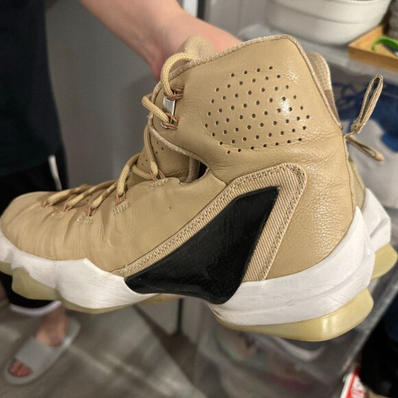 9/10 Size 11.5 - Nike LeBron 13 XIII Elite LB Linen Vanchetta Tan 876805-299 - Picture 4 of 9